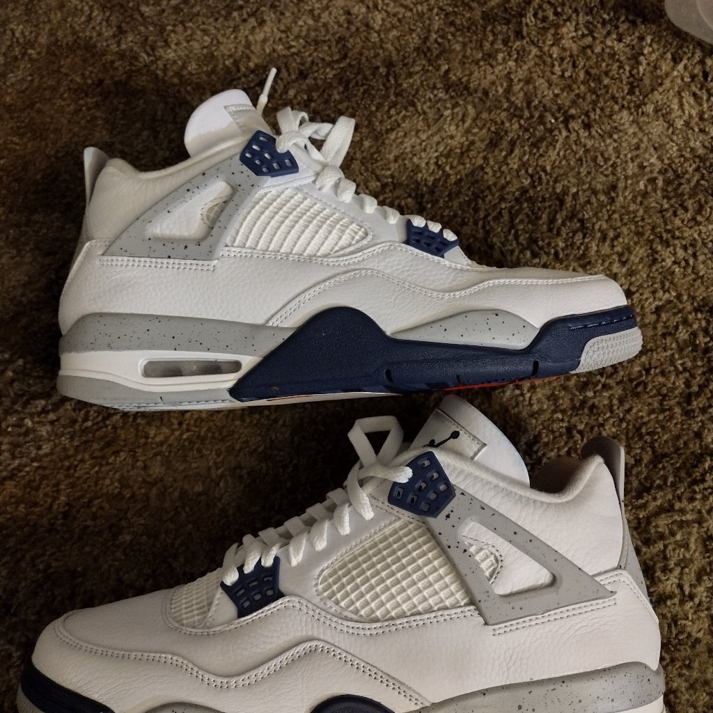 Jordan 4